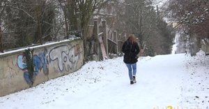 Got 2 Pee pleased to share with you a free gallery with Dafne in piss porn